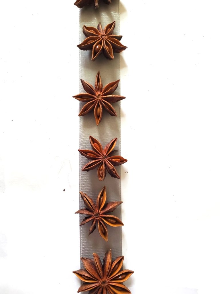 star-anise-garland-laying-them-out