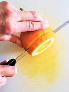 me-slicing-with-knife
