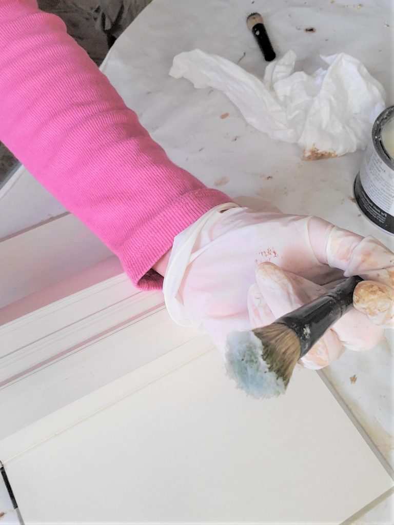 clear-wax-on-brush