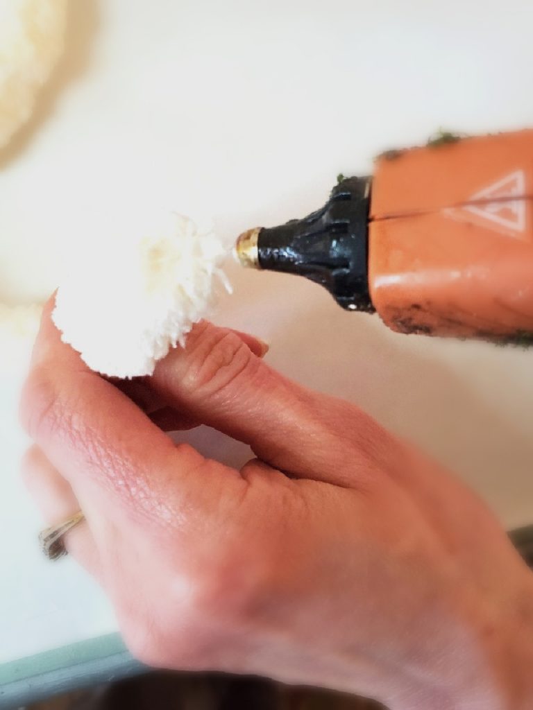 adding-glue-so-yarn-won't-fray