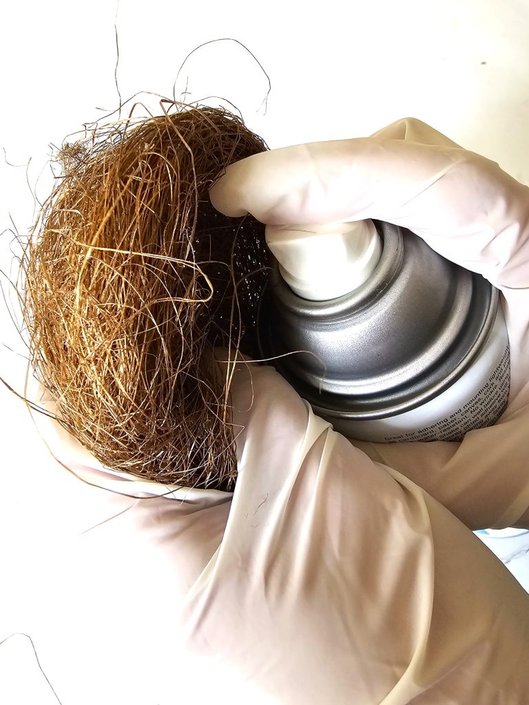 diy-bird-nests-in-minutes-spraying-glue