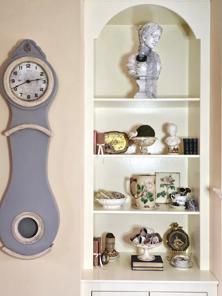 bookshelf