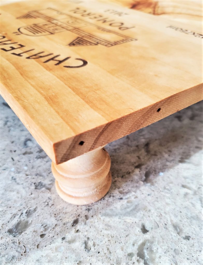 close-look-foot-wine-crate-diy-charcuterie