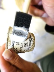 decoupage-glue-to-outside-label