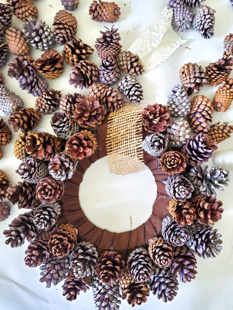 pinecones-glued-to-middle-ring