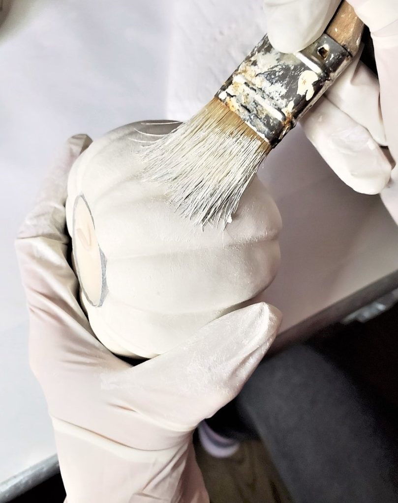 dry-brushing-white-craft-paint