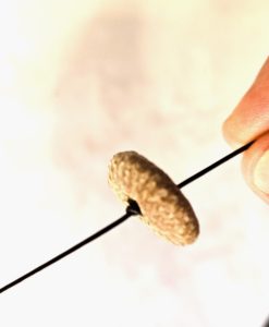 showing-the-knot-on-the-outside-of-cap