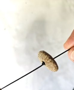 acorn-napkin-rings-easy-fall-craft-to-make-today-showing-the-knot-on-the-outside-of-cap