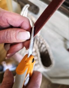 cutting-ribbon-tails