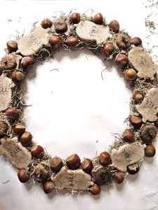finished-wreath-before-hanging