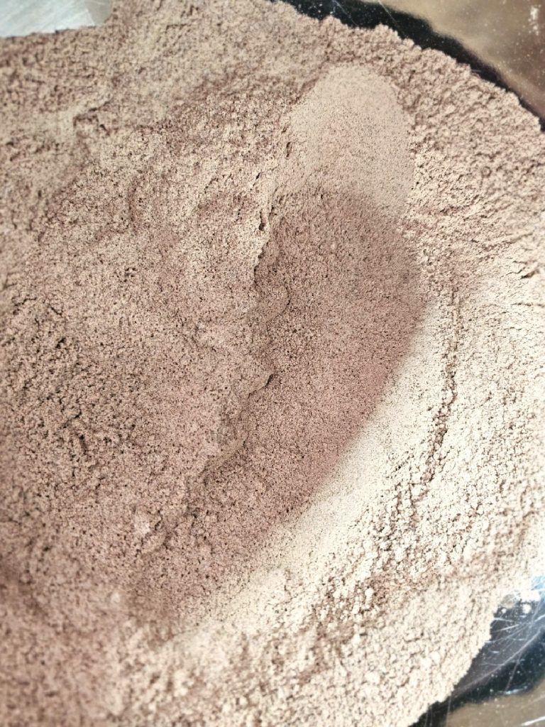 flour-and-spices-whisked-together