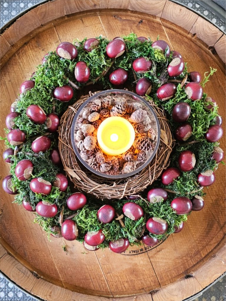chestnut-wreath-with-glass-vase-battery-operated-candle