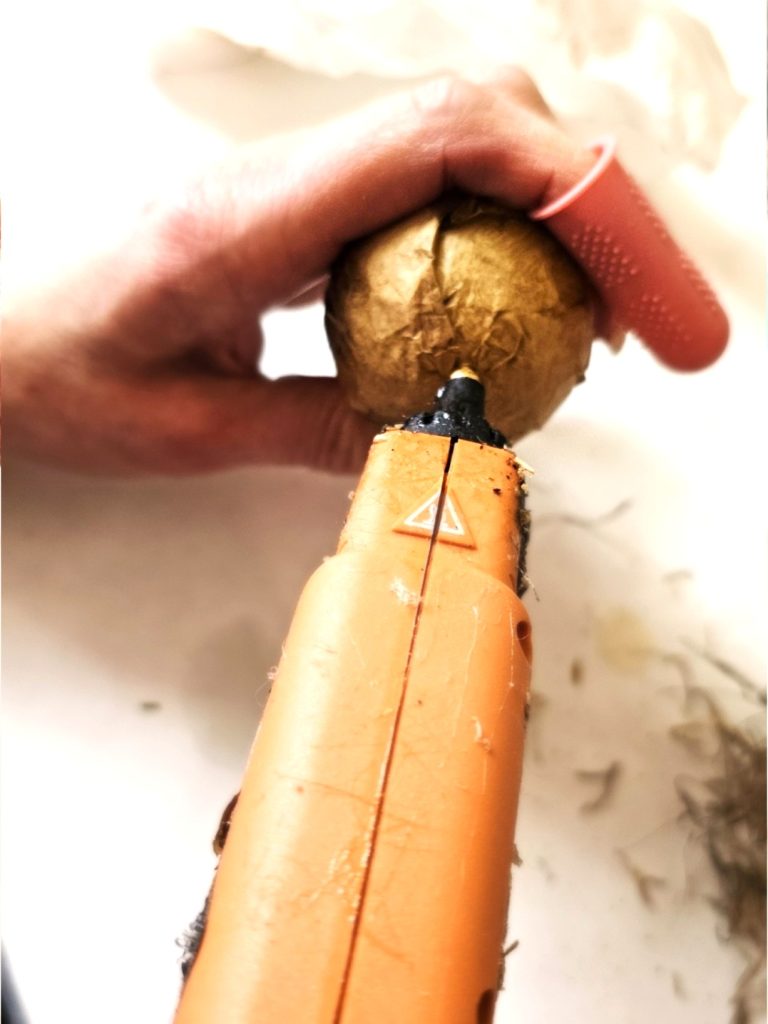 make-your-own-faux-spring-planter-quick-and-gorgeous-adding-glue-to-bottom-of-bulb-for-moss