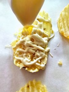 drizzling-chocolate-on-top-of-ruffle