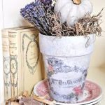 diy-french-flower-garden-pots-that-wow-lavender-small-pumpkin-spanish-moss-in-pot-dried-pumpkin-stems-in-small-dishes-featured-image