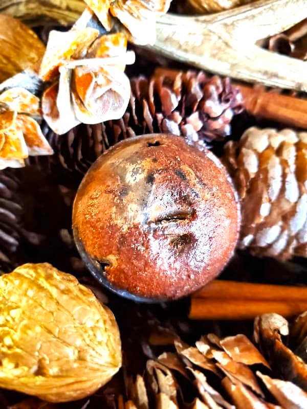 spice-up-jingle-bells-with-Mod-Podge-bells-closer-look-at-another-bell